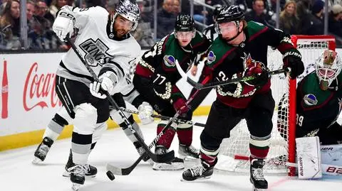 Hokeiści NHL zagrają daleko od Ameryki Północnej