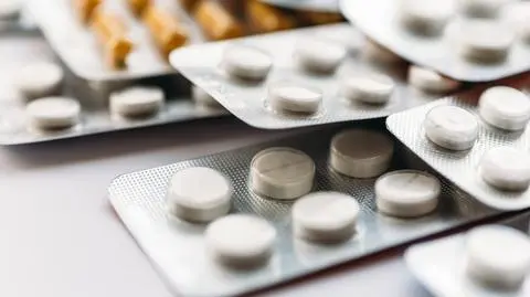 Brytyjscy badacze: dziewięć znanych leków hamuje namnażanie się koronawirusa. Czas na testy kliniczne