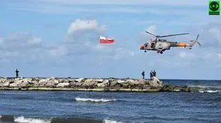 Służby szukały mężczyzny, który nie wyszedł z wody