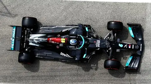 Chytry plan Mercedesa. Wymienili silnik i mogą utrudnić jazdę rywalowi