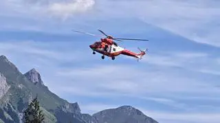 Wypadek w rejonie Koziej Przełęczy, spadł turysta