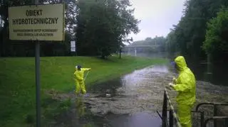 Na miejscu pracują służby Aquanetu