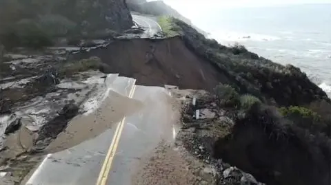 Ogromny fragment autostrady runął do oceanu w Kalifornii. Służby pokazały nagranie