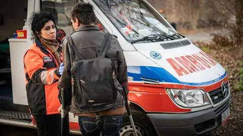 Ambulans z Serca nie tylko zakłada opatrunki. Ambulans stara się zrozumieć