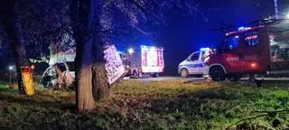 Tragiczny wypadek w Lubelskiem. Nie żyją dwie kobiety i małe dziecko. Siedem osób w szpitalu