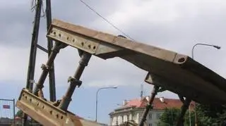 Wszędzie hałdy i wykopy