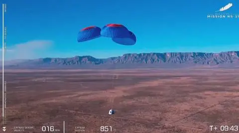 Zabrali sześć osób, dolecieli na skraj kosmosu. Tak wyglądał lot 