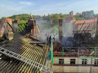 Pożar wybuchł w piątek, w sobotę jeszcze trwało dogaszanie