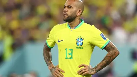 Media: Dani Alves zostanie oskarżony o gwałt. Grozić mu będzie nawet 15 lat więzienia