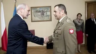 20 września 2016 roku. Minister obrony narodowej Antoni Macierewicz wyznaczył pułkownika Wiesława Kukułę na dowódcę nowo tworzonych Wojsk Obrony Terytorialnej