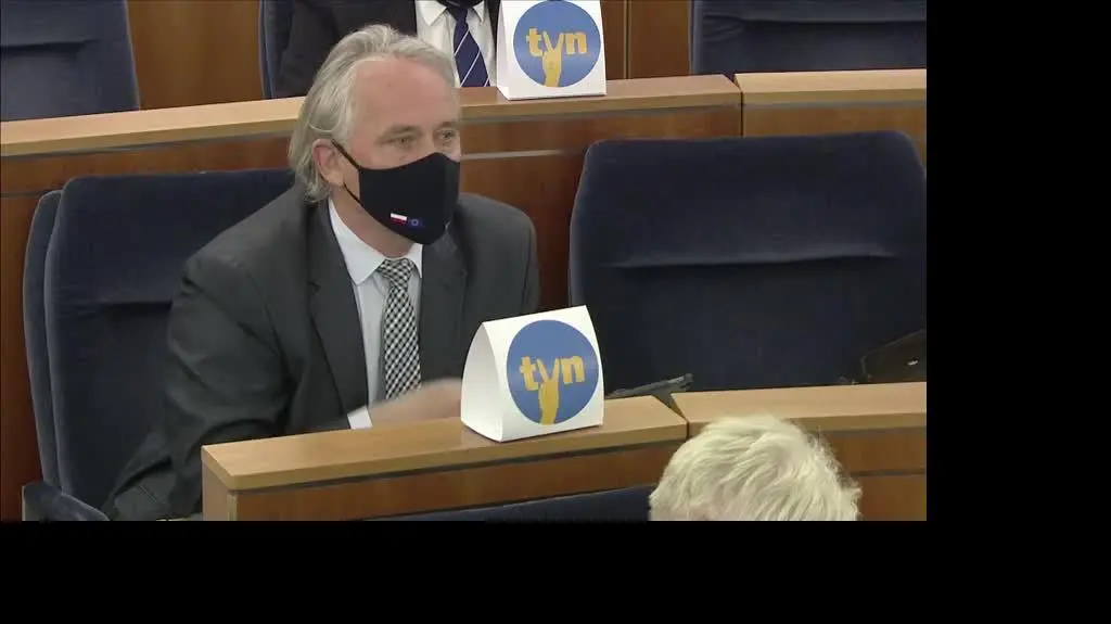 senat 6 