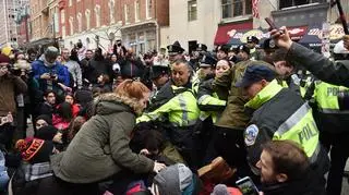 Grupa demonstrantów pojawiła się na ulicach Waszyngtonu