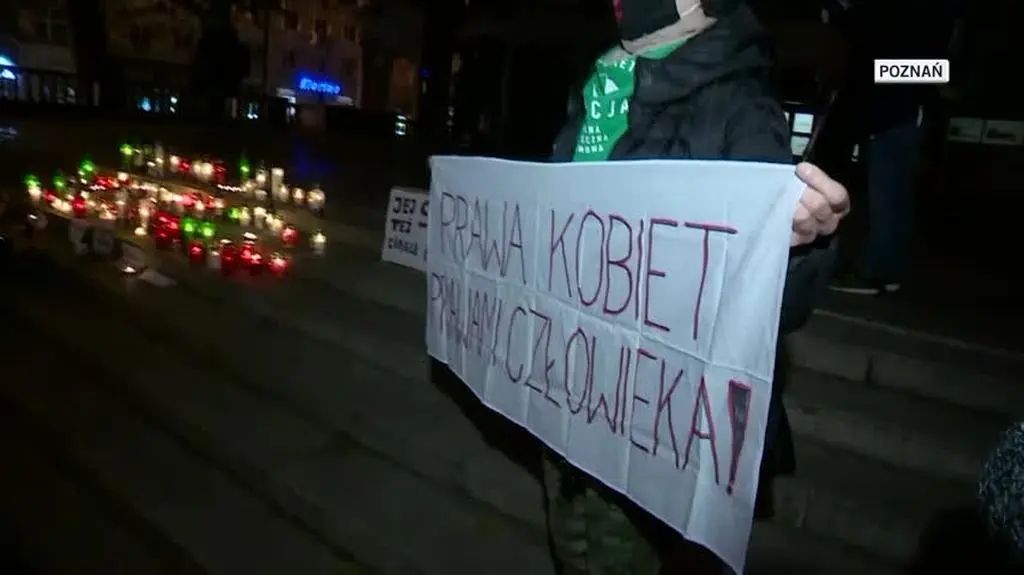 0111N367X PROTESTY