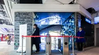 Szanghaj, Chiny. Kino w centrum handlowym 