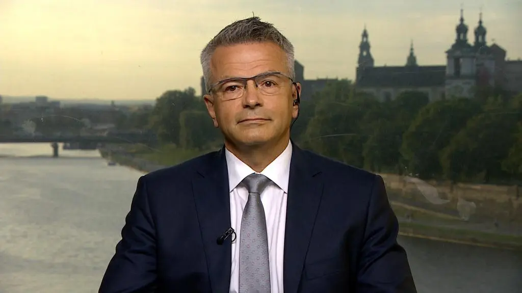 Trzeba by było wezwać pana ministra żeby sprostował nieprawdziwe twierdzenia