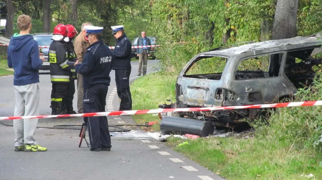 Samochodem jechały 3 osoby