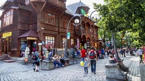 "Obiekty noclegowe wypełnione do granic swoich możliwości". Polacy ruszyli na długi weekend