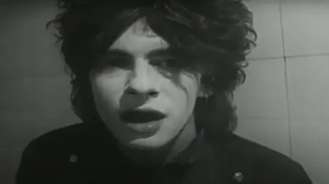 Nie żyje Dariusz Malinowski. Był wokalistą i basistą zespołu Siekiera