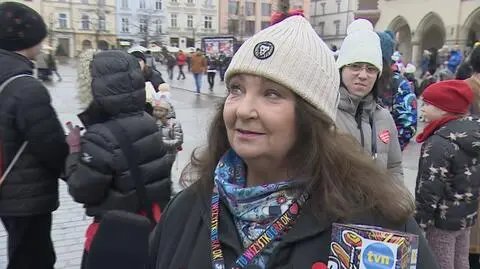 Wyjątkowa wolontariuszka z puszką Orkiestry w krakowskich Sukiennicach 