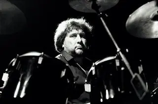 Jet Black, perkusista The Stranglers w 1986 roku