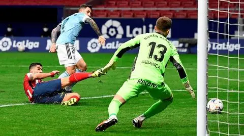 Kolejna młodość Suareza. Niechciany w Barcelonie pędzi po mistrzostwo z Atletico