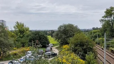 "Chciała, by konkubent znikł z jej życia", zwłoki znaleziono przy torach. Jest wyrok