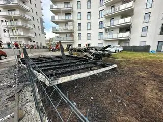 Pożar wiat śmietnikowych w Elblągu