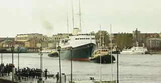 Royal Yacht Britannia został wycofany ze służby w 1997 roku