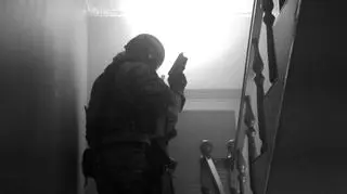 Do agencji weszli policjanci i kontrterroryści