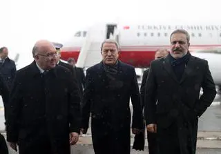 Ministrowie obrony Turcji, Syrii i Rosji rozmawiali w Moskwie