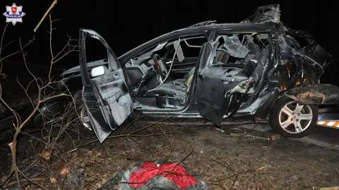 Pijany doprowadził do wypadku, jedna osoba zmarła 