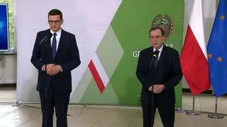 Premier i minister spraw wewnętrznych na konferencji