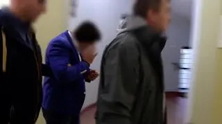 Wśród zatrzymanych są dwaj uznani prawnicy z Warszawy - Adam K. oraz Jacek N.
