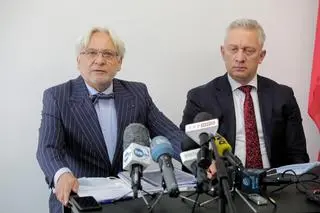 Wojciech Maksymowicz z pełnomocnikiem na konferencji