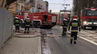 Strażacy wyłączyli trakcję tramwajową