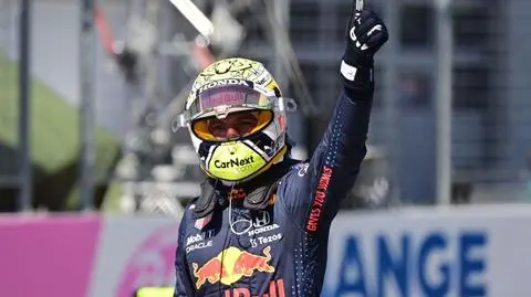 Verstappen najszybszy w kwalifikacjach. Mercedes ma problem