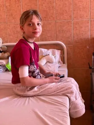 Jana w wyniku wybuchu straciła obydwie nogi 