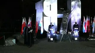 Biskup pomocniczy gdański Wiesław Szlachetka zabrał głos podczas gdyńskich obchodów rocznicy Grudnia '70