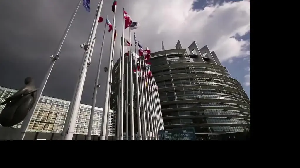parlament_1631747120301