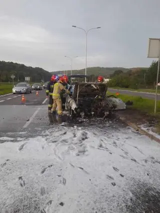 Pożar samochodu na ulicy Krakowskiej w Kielcach