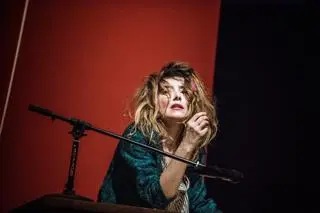 Spektakl Bachantki w Teatrze Powszechnym w Warszawie