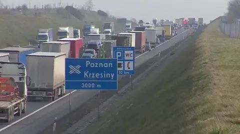 Karambol na autostradzie A2. Zderzyło się siedem pojazdów