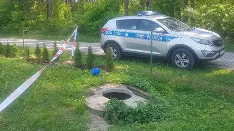 Dwulatek wpadł do szamba