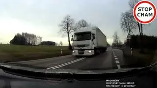 Do zdarzenia doszło na drodze krajowej numer 12 koło Opoczna (woj. łódzkie)