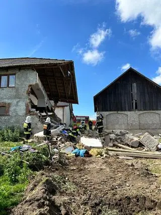 Trwa akcja ratunkowa