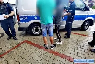 Kierowca miał ponad dwa promile, pasażerka też. Jechali z pięcioletnią córką