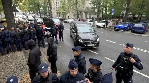 TK sędziowie wjeżdżają
