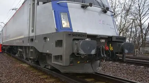 Mężczyzna leżał na torach, maszynista nie zdołał wyhamować pociągu