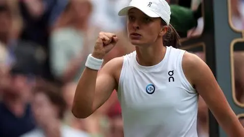 Senat zdecydował o "lex Tusk", Świątek na szczycie, bójka w parlamencie