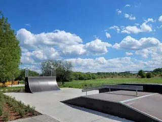 Skatepark budził niezgodę części mieszkańców, dlatego został przeniesiony